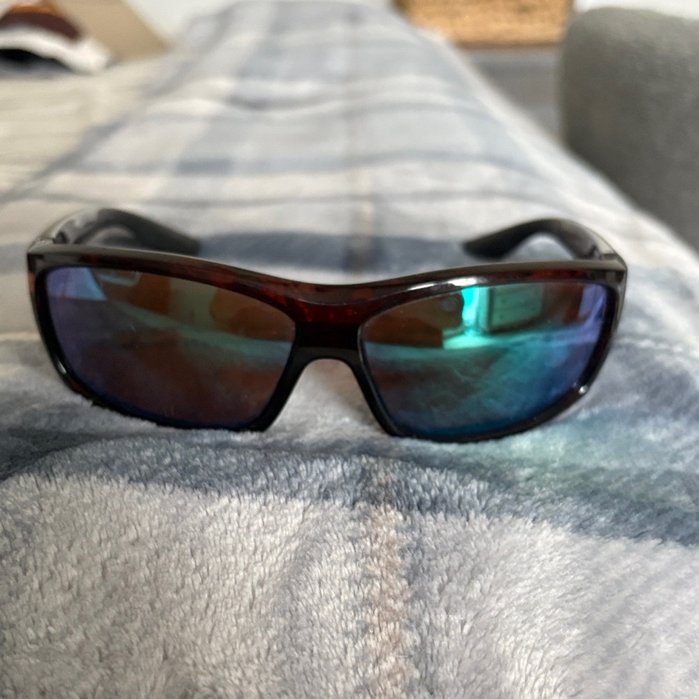 Costa Men's Tortoise Sunglasses - Picture 2 of 4